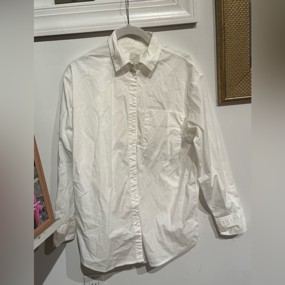 White Button Down Collared Long Sleeve Blouse - image 1